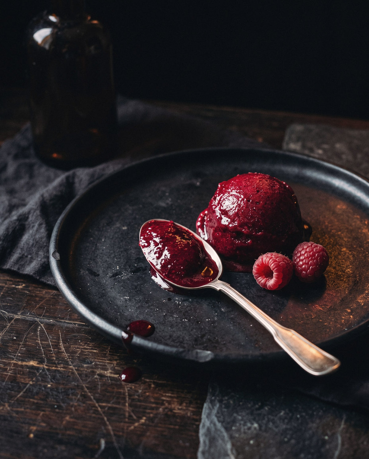 ScentDay Berry Dangerous dessert editorial