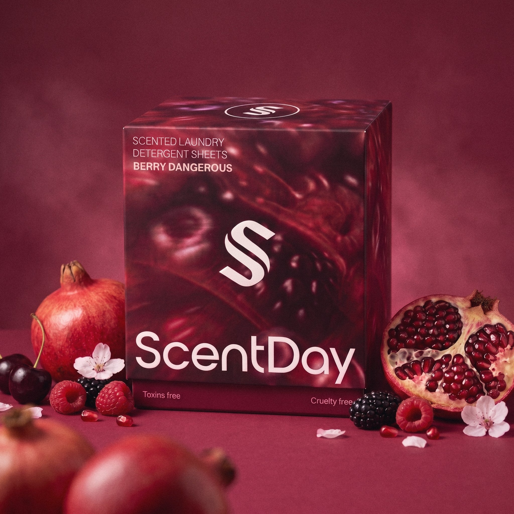ScentDay Berry Dangerous laundry detergent sheets with fresh berries and pomegranate